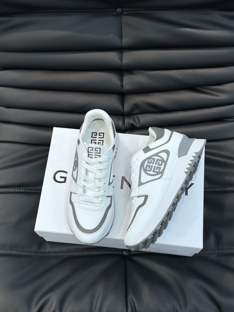 Givenchy Sneakers